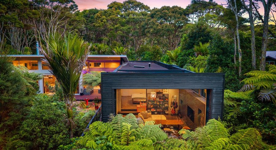  at 192A Huia Road, Titirangi, Waitakere City, Auckland