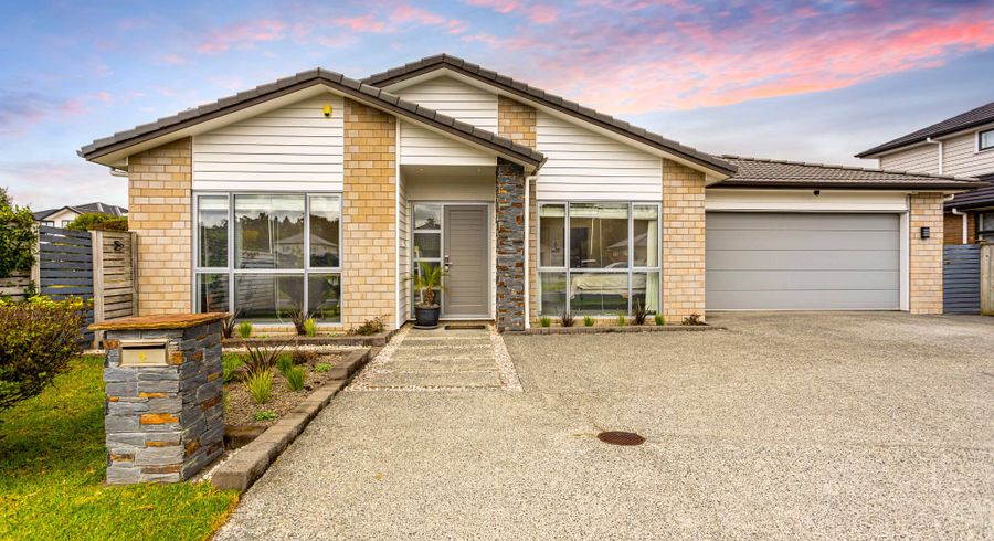  at 6 Kahika Grove, Huapai, Kumeu