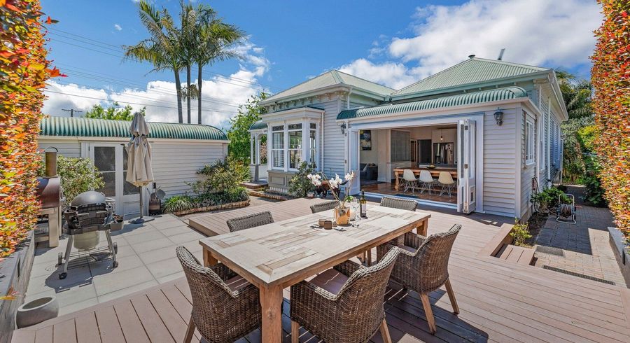  at 20 Albert Road, Devonport, Auckland
