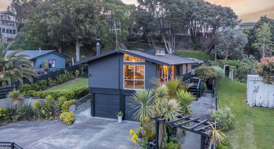  at 19 Renown Road, Raumati South, Paraparaumu