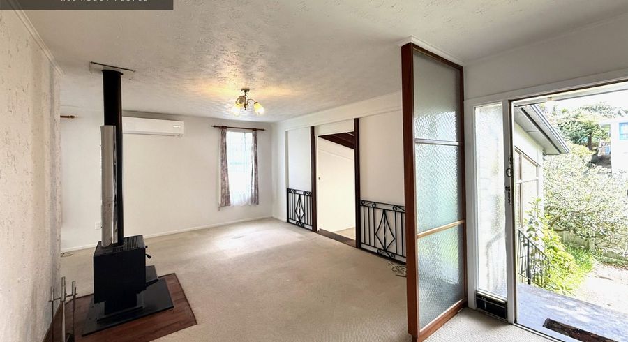  at 16 Edgewood Way, Henderson, Waitakere City, Auckland