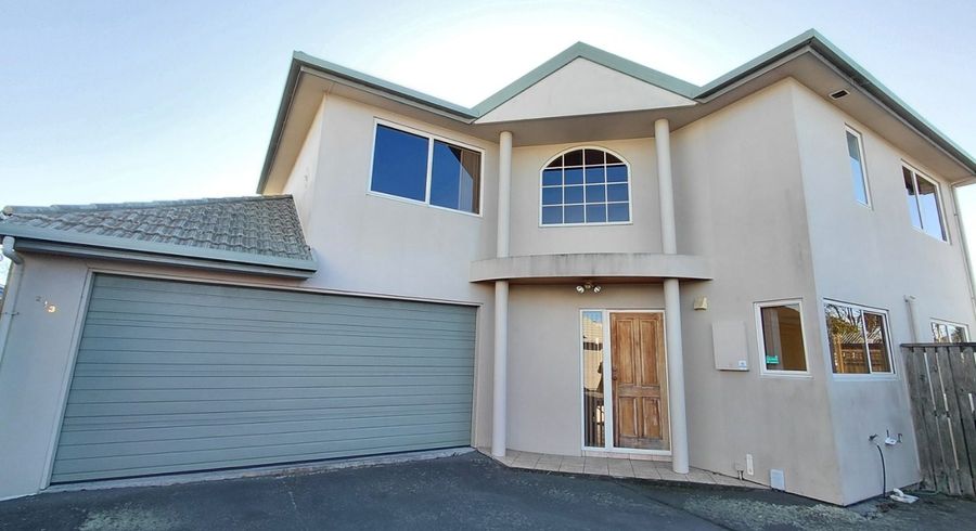  at 243 Geraldine Street, St. Albans, Christchurch City, Canterbury