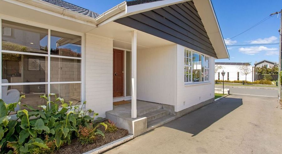  at 33 Church Lane, Merivale, Christchurch