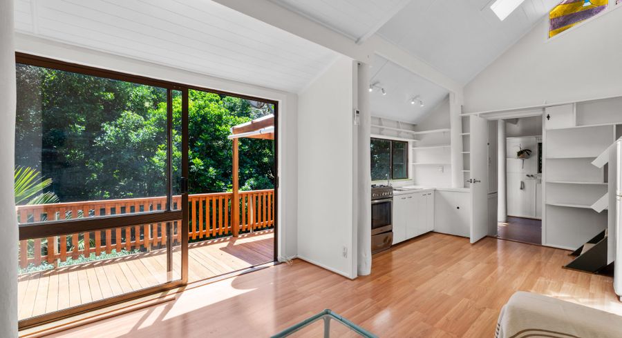  at 21 Hekerua Road, Oneroa, Waiheke Island, Auckland