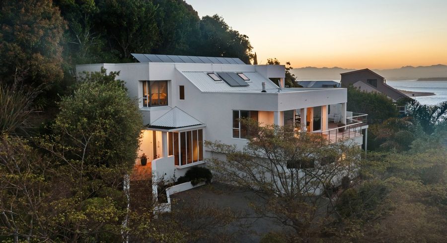  at 48 The Cliffs, Britannia Heights, Nelson, Nelson / Tasman