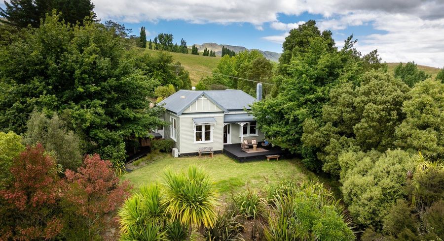  at 583A Kahuranaki Road, Havelock North