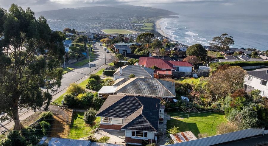  at 75 Aberdeen Road, Saint Clair, Dunedin, Otago
