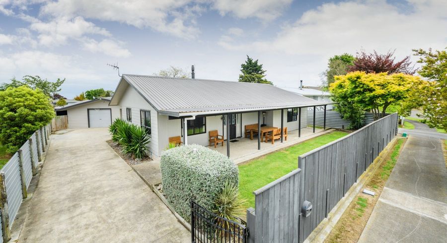  at 5 Pryde Place, Feilding