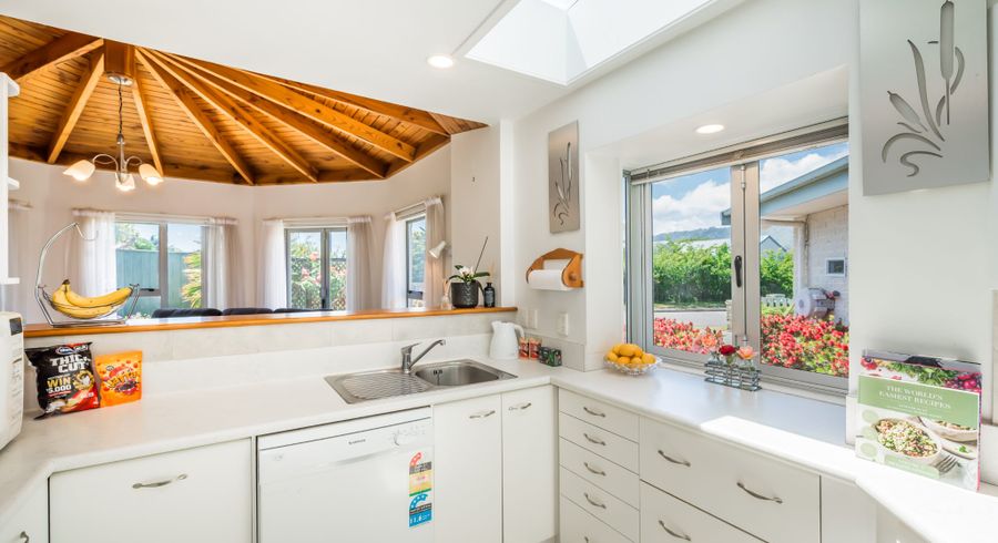  at 20 Freyberg Crescent, Waikanae Beach, Kapiti Coast, Wellington