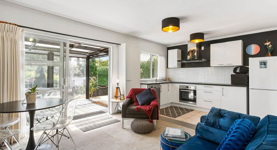  at 2/14 Argyle Street, Herne Bay, Auckland City, Auckland