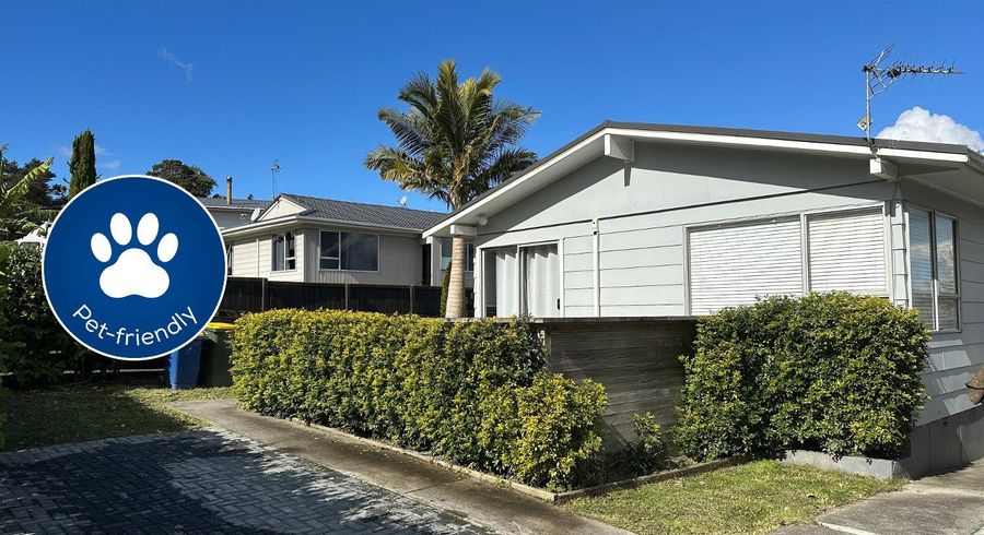  at 3 Glenbervie Crescent, Massey, Waitakere City, Auckland