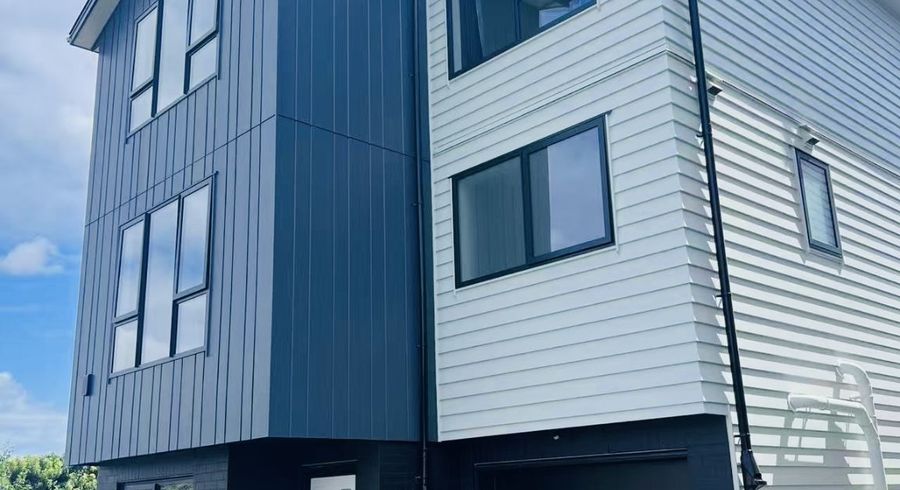  at 1C Rae Road, Campbells Bay, North Shore City, Auckland