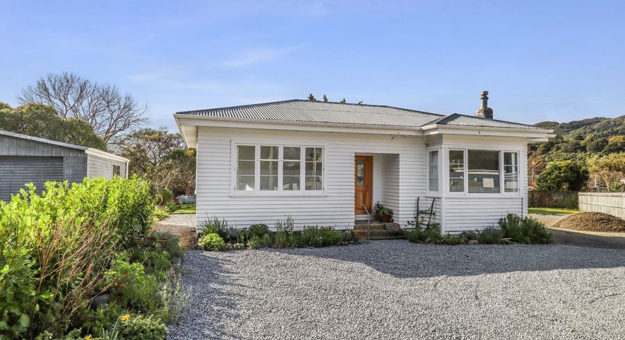  at 16 Sharpe Crescent, Wainuiomata, Lower Hutt