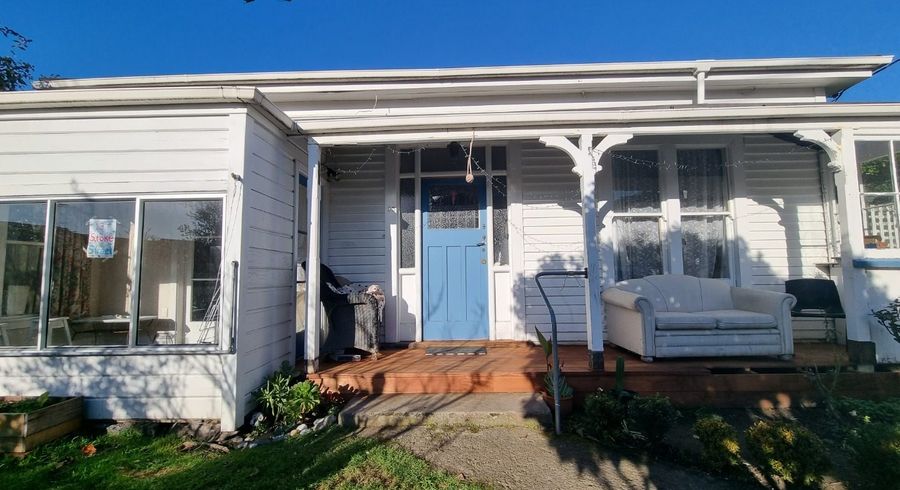  at 13 Stoke Street, Sumner, Christchurch City, Canterbury