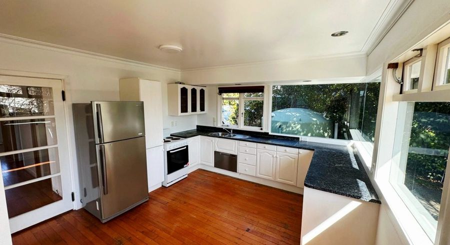  at 17 Tauhinu Road, Greenhithe, North Shore City, Auckland