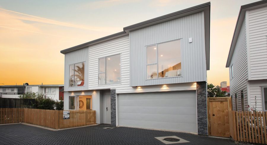  at 37C Sorrel Crescent, Bucklands Beach, Manukau City, Auckland