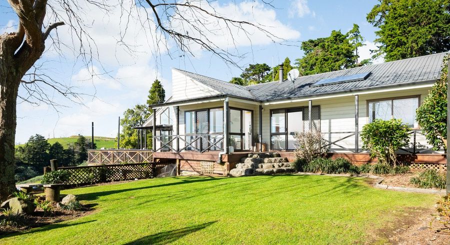  at 270 Esdaile Road, Tauranga