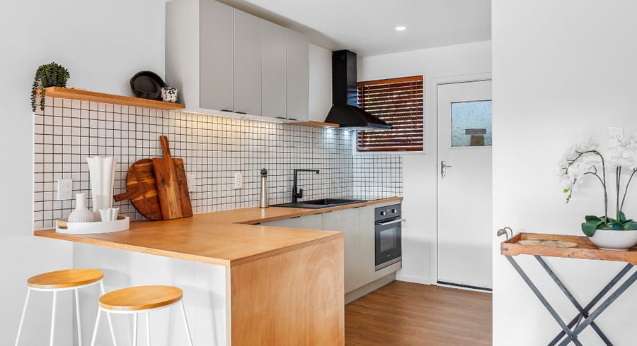  at 2/8 Sylvan Street, Hillmorton, Christchurch City, Canterbury