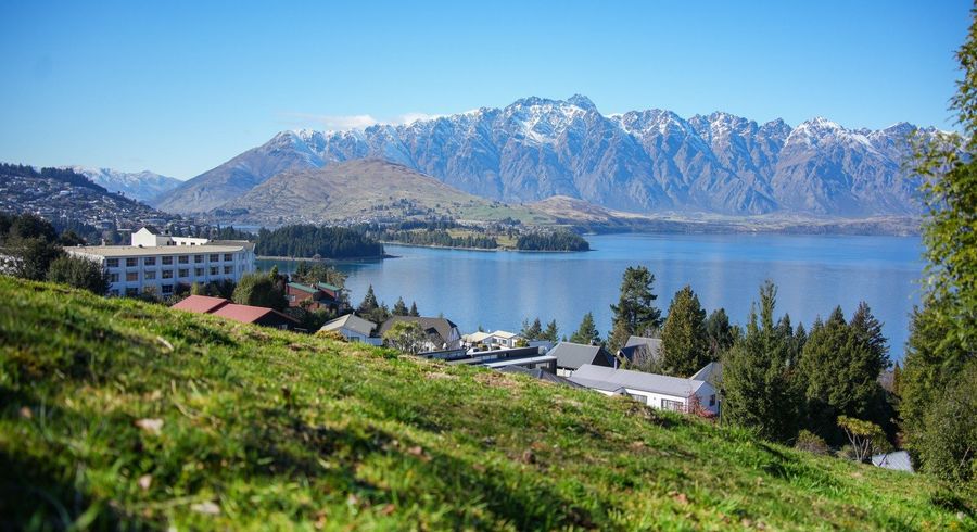  at 6 Aspen Grove, Fernhill, Queenstown-Lakes, Otago