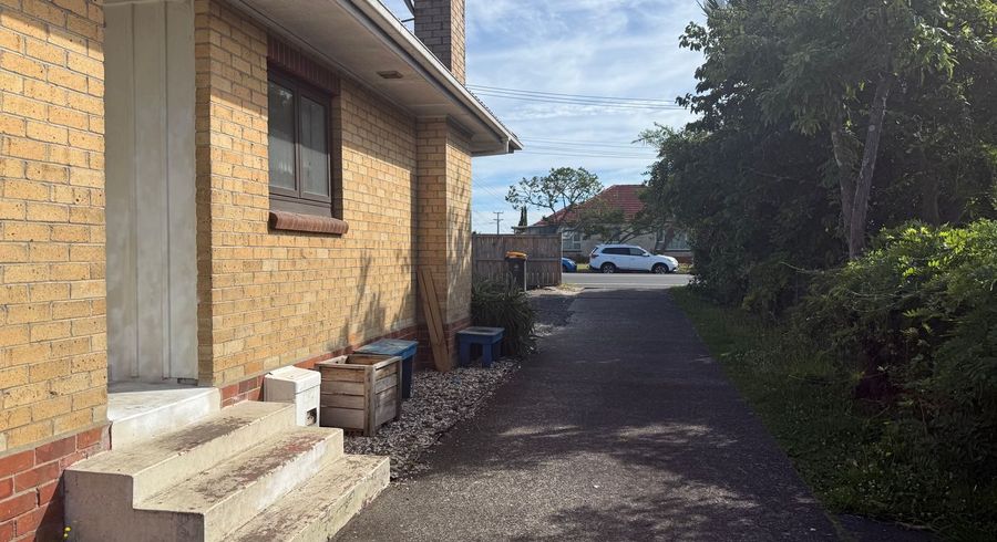  at 1/451 Great South Road, Papatoetoe, Manukau City, Auckland