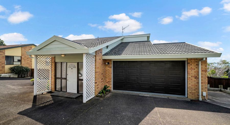  at 1/20 Calypso Place, Rothesay Bay, Auckland