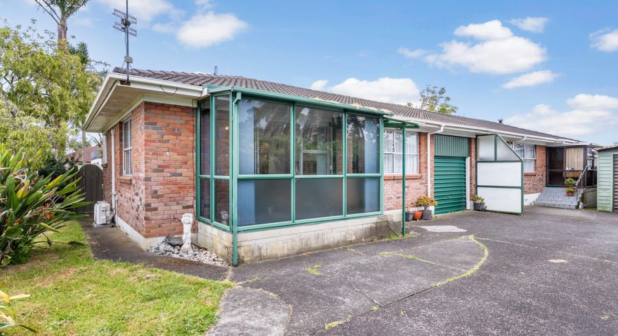  at 1/10 Frank Evans Place, Henderson, Waitakere City, Auckland