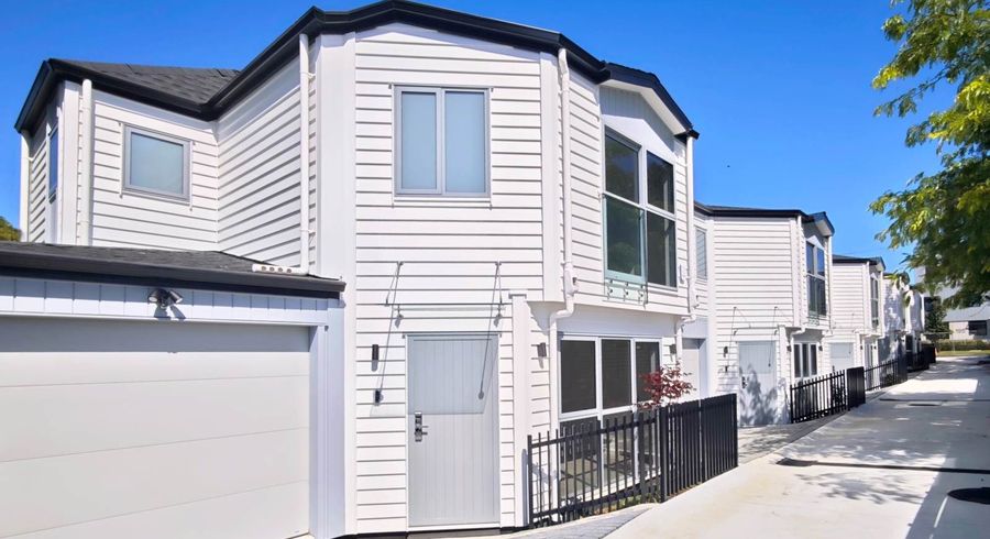 at 202C Beach Haven Road, Beach Haven, North Shore City, Auckland