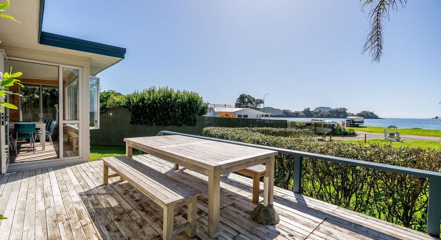  at 205 Oakura Road, Ōakura, Hikurangi
