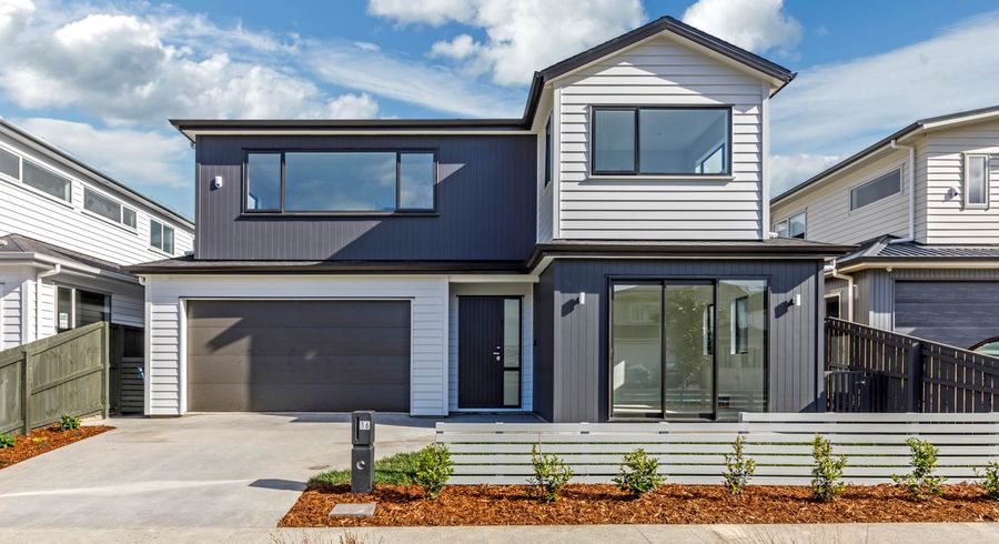  at 16 Keel Street, Long Bay, Auckland