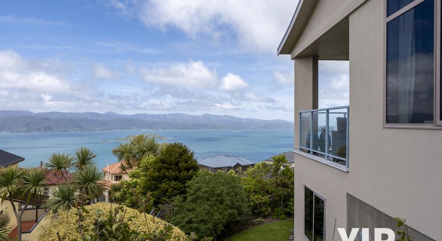  at 14 Dress Circle, Newlands, Wellington