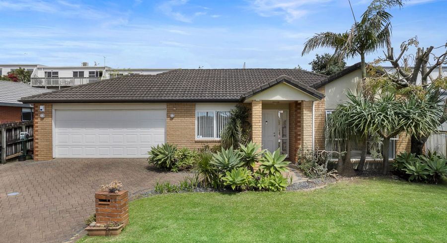  at 14 Annamoe Place, East Tamaki, Auckland