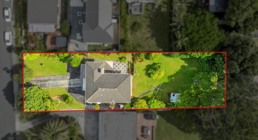  at 2 Sea Vista Avenue, Beach Haven, North Shore City, Auckland