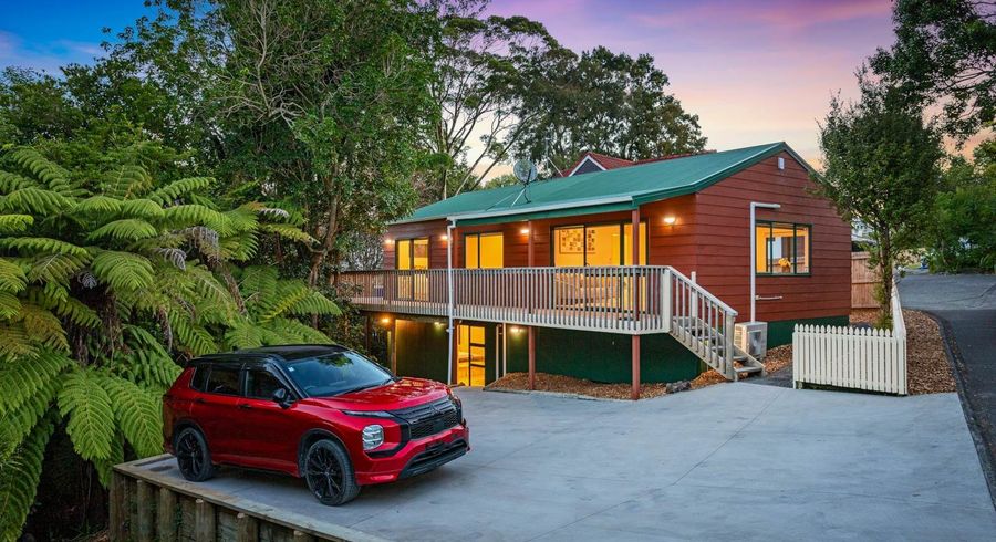  at 41A Cyclarama Crescent, Massey, Waitakere City, Auckland