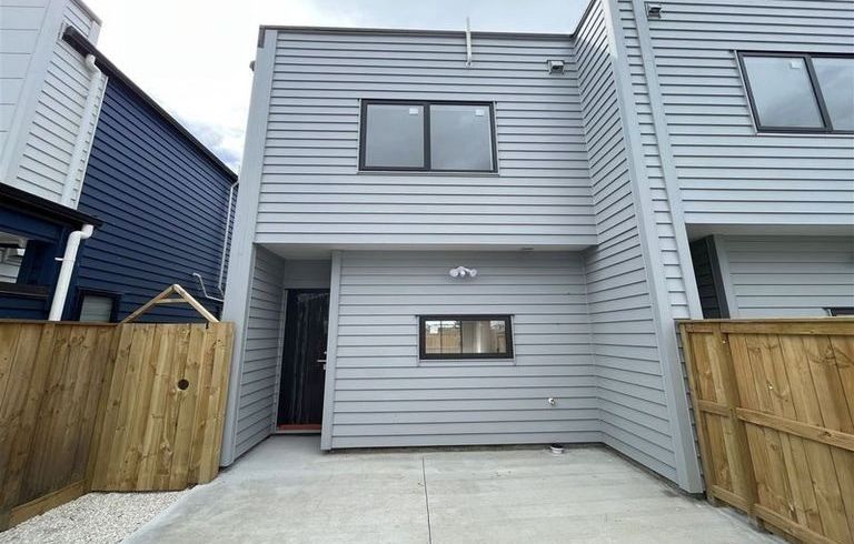  at 11 Kaha Road, Takanini, Papakura, Auckland