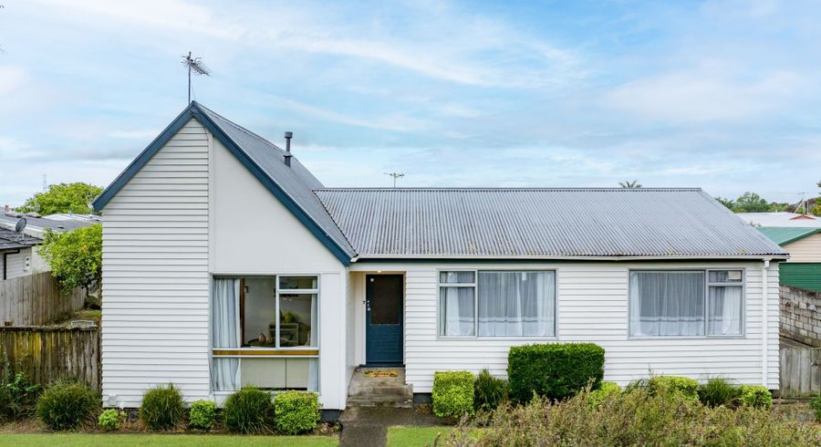  at 7 Crosher Place, Silverdale, Hamilton, Waikato