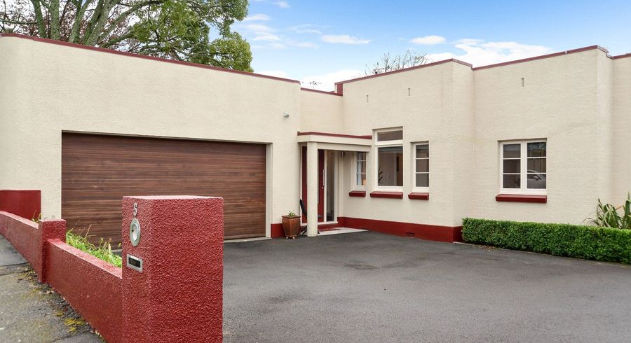  at 5 Fow Street, Hamilton City Central, Hamilton, Waikato