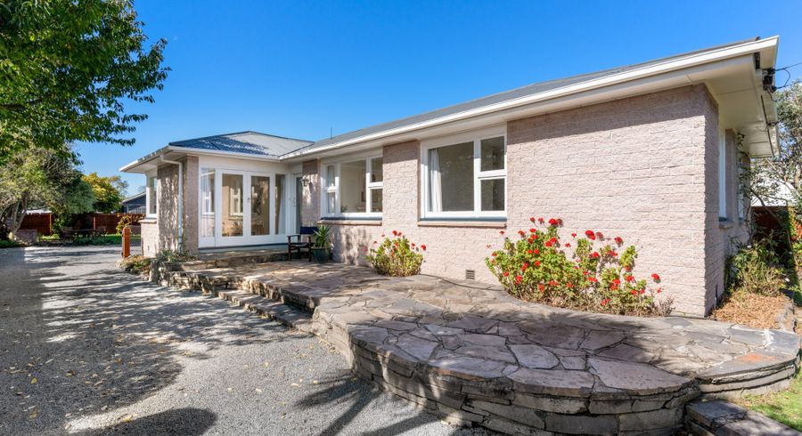  at 32 Hounslow Street, Ilam, Christchurch
