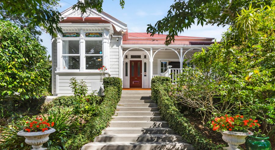  at 15 Royal Terrace, Sandringham, Auckland