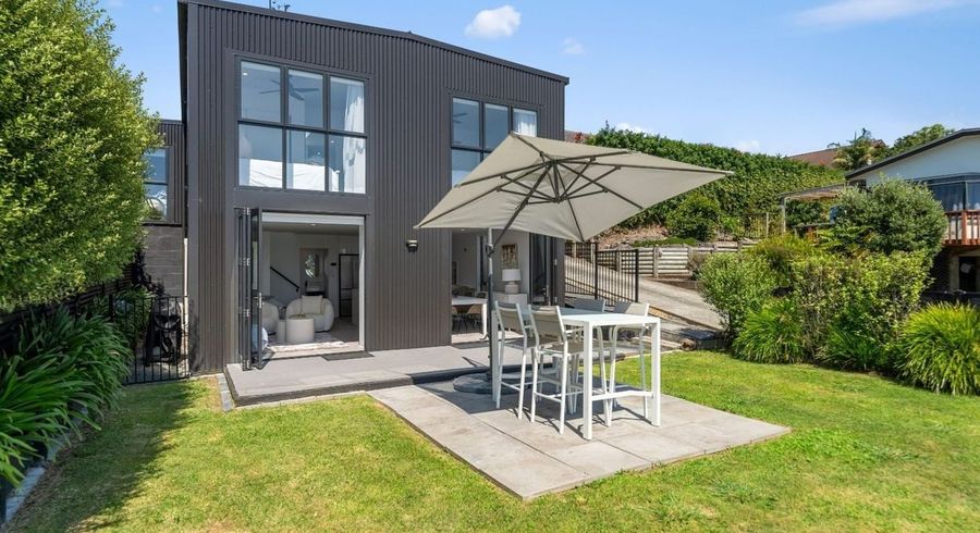  at Welcome Bay Road, Welcome Bay, Tauranga, Bay Of Plenty