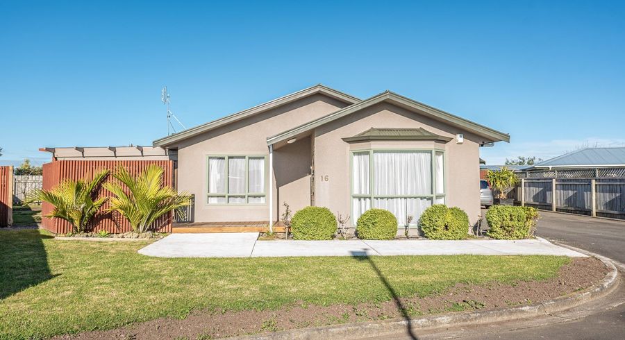  at 16 Waharua Place, Tawhero, Whanganui