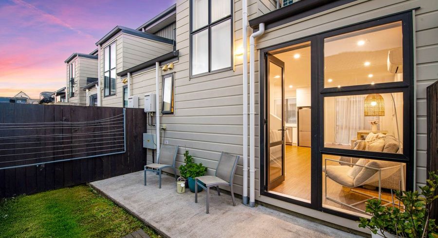  at 4C Whakatupu Road, Flat Bush, Manukau City, Auckland