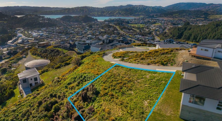  at 4 Stunsail Lane, Whitby, Porirua, Wellington