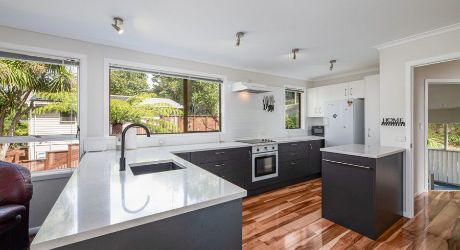  at 32 Foster Avenue, Huia, Auckland