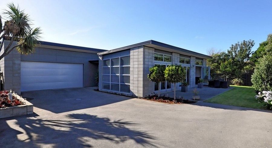  at 73 Beach Road, North New Brighton, Christchurch City, Canterbury