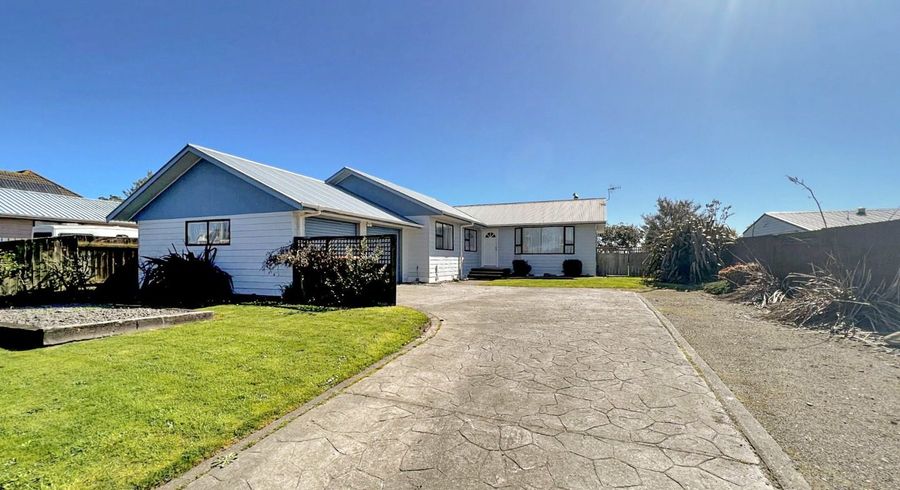  at 65 Benmore Avenue, Cloverlea, Palmerston North, Manawatu / Whanganui
