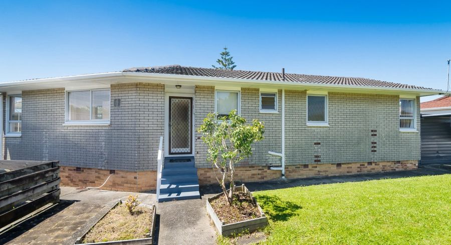  at 285 Sunset Rd, Sunnynook, North Shore City, Auckland