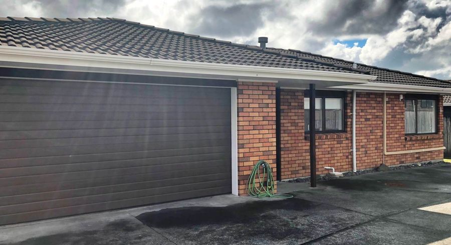  at 1/87 Aviemore Drive, Highland Park, Manukau City, Auckland