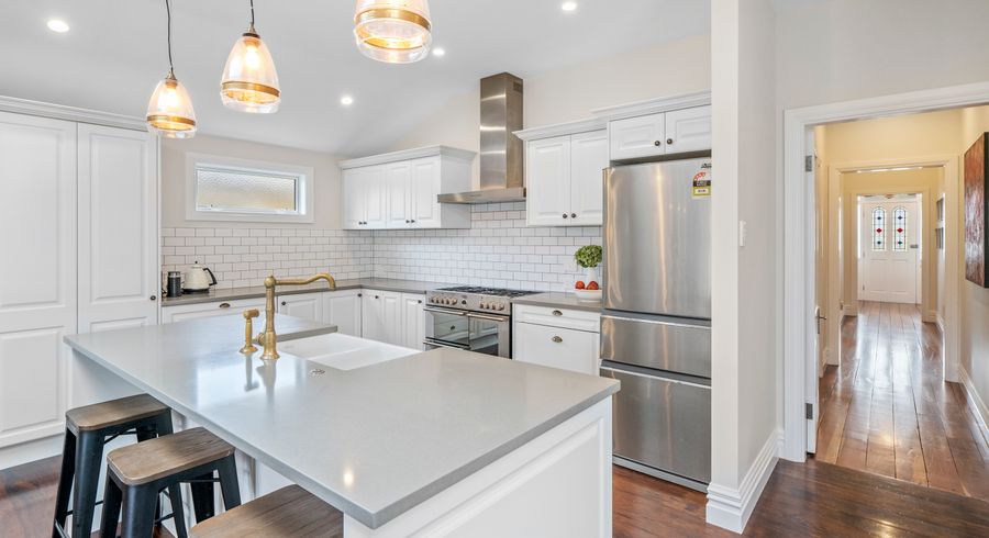  at 12 Queen Street, Petone, Lower Hutt