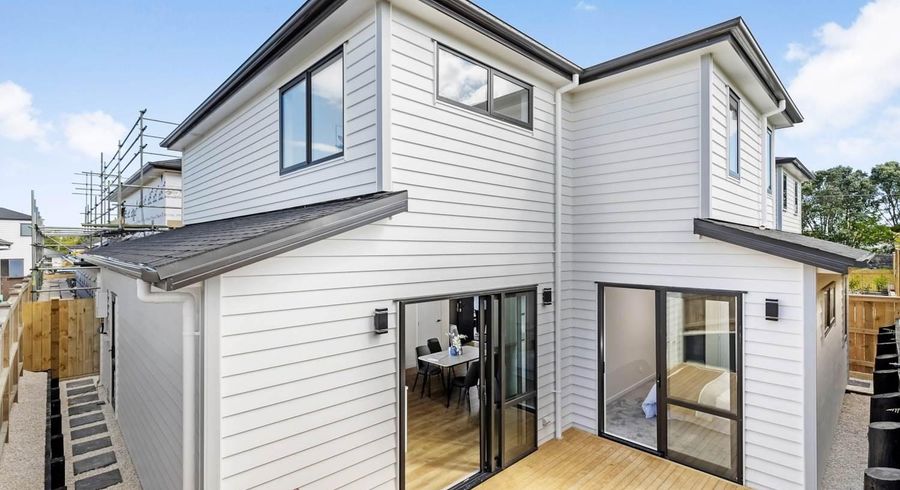  at 2 Dorricott Avenue, Hobsonville, Waitakere City, Auckland