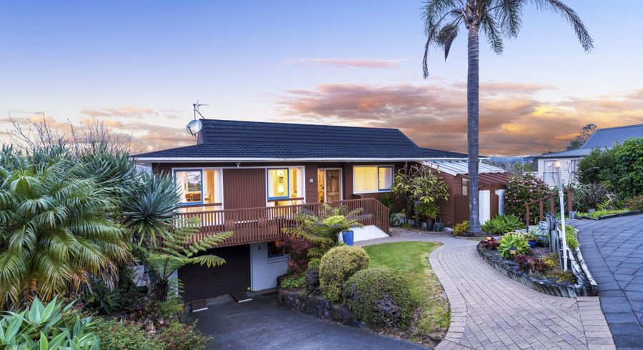  at 51 Spence Road, Henderson, Waitakere City, Auckland